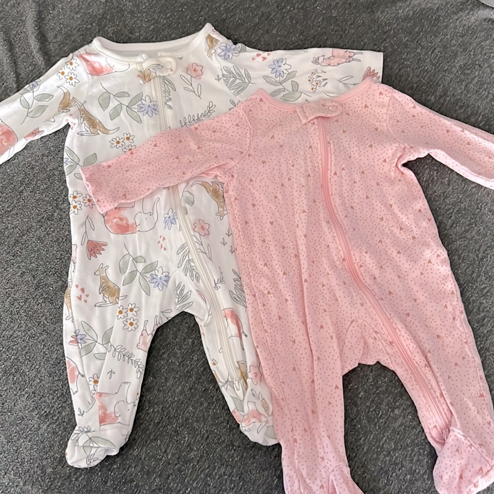 Carter’s Girl 3-PC Zip-up & Sleep & Play Pajama’s